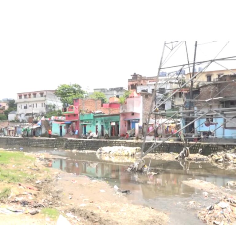ऋषिपना नदी के किनारे 324 मकानों होंगे जमींदोज – मानसून ख़त्म होने का इंतजार